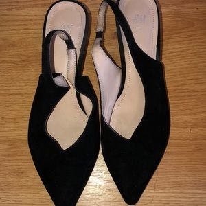 H&M pointed toe kitten heel , barley worn